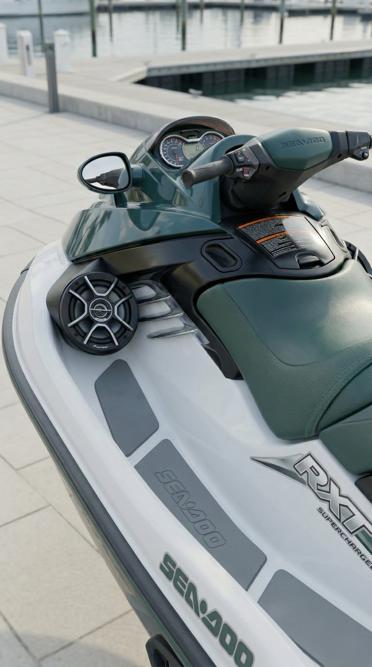 Sea Doo RXT 2007 | Carcasas para altavoces de 6.5"